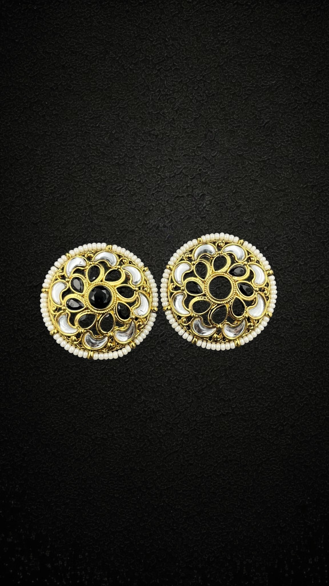 SHE BEAUTY antique kundan tops featuring round gold-tone metal with black stones, white kundan, and pearl accents.
