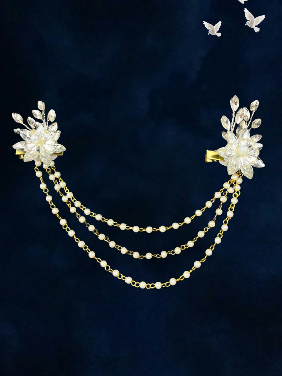 SHE BEAUTY LILY PEARL 2pcs hair pin set featuring crystal flower clips connected by delicate pearl and gold chains