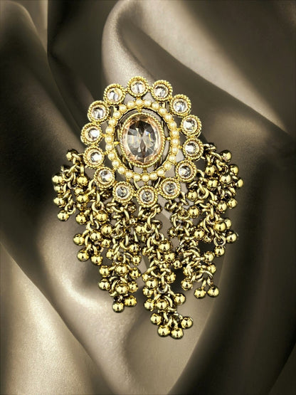SHE BEAUTY round polki juda hair brooch with gold-tone metal, clear crystals, and dangling bead accents on silk